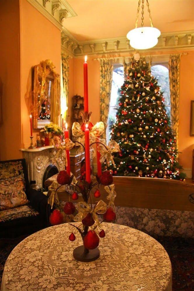 Camellia Inn Хийлдсбърг Екстериор снимка
